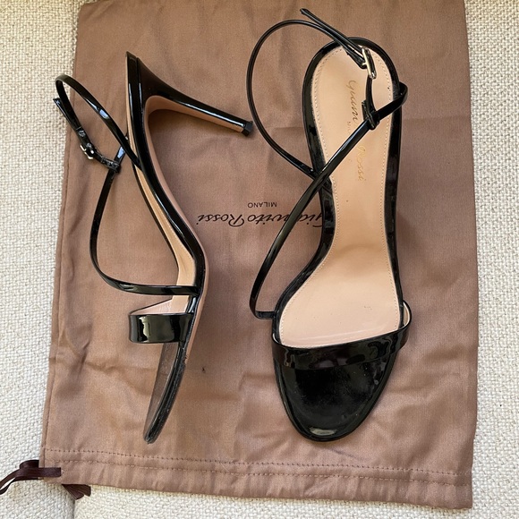Gianvito Rossi Manhattan 85 Patent Leather Black
Slingback Heels Size 39.5 - Picture 1 of 10